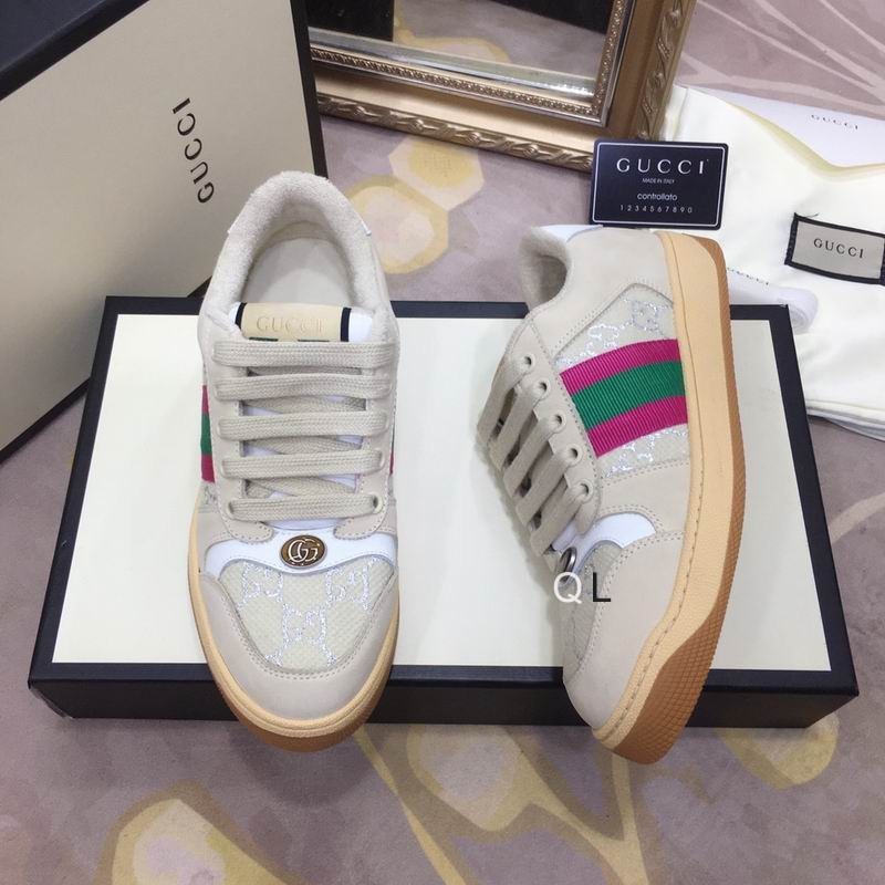 Gucci Men's Shoes 403